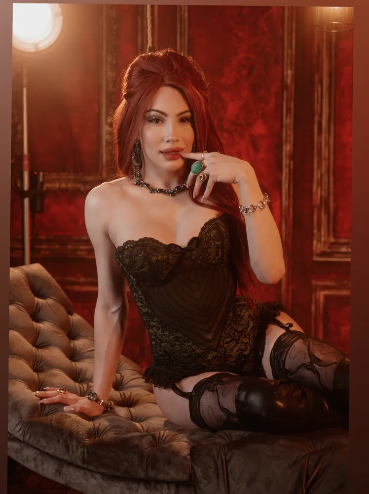 arieldemure's onlyfans public profile picture