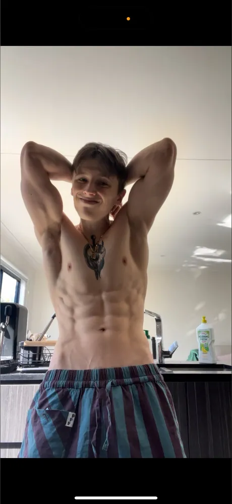 bradcockpitt's onlyfans public profile picture