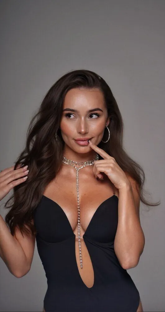 ERIKA  BEST