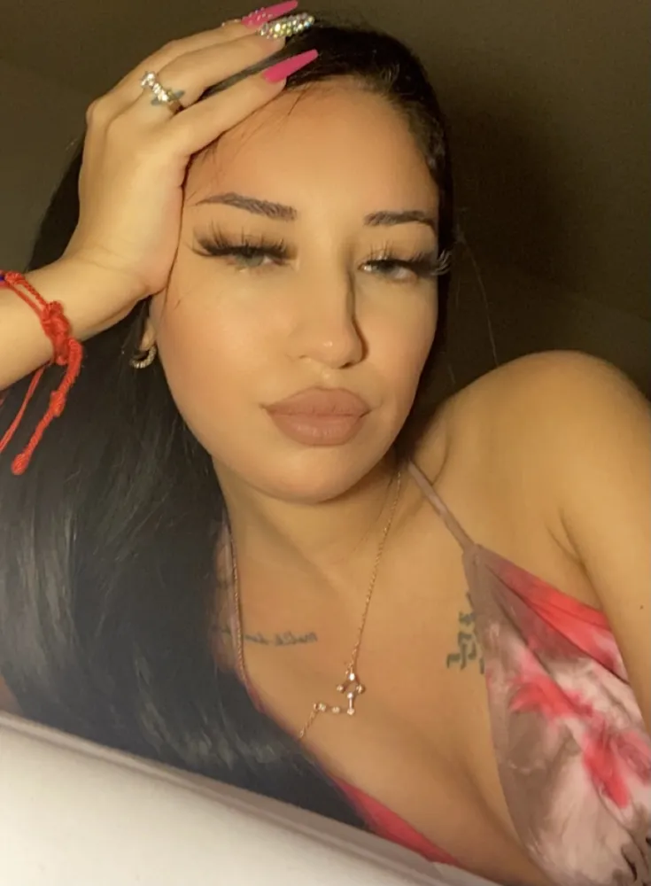 hermosaalejandra's onlyfans public profile picture