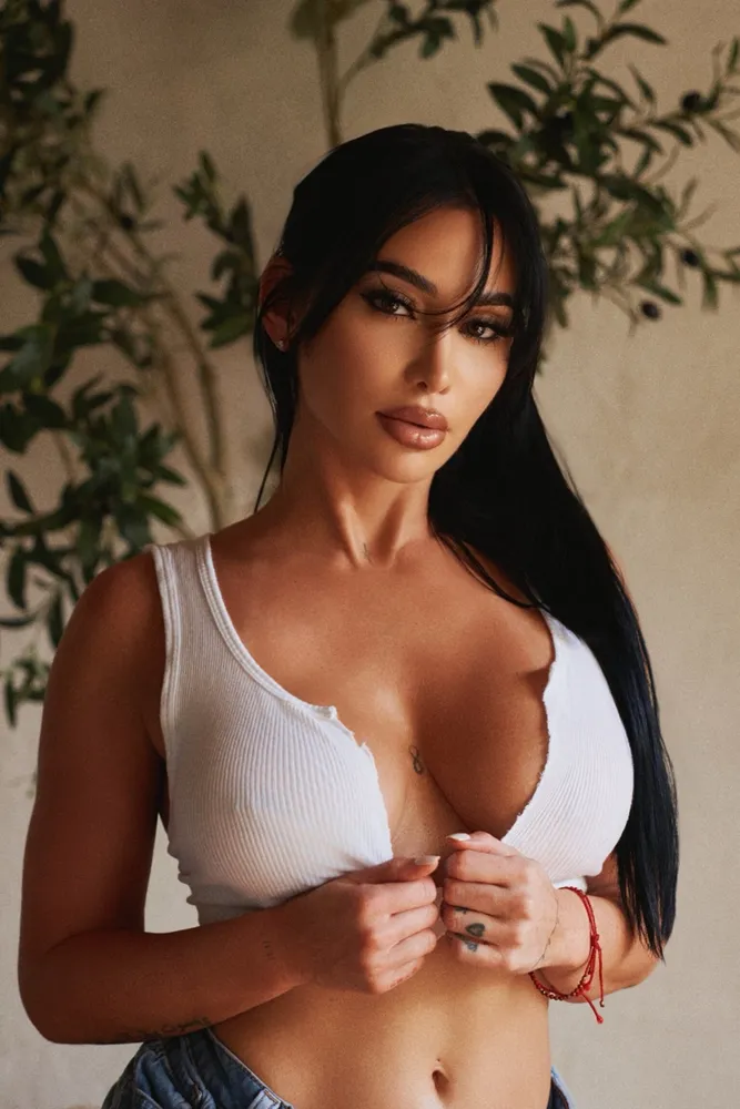 melgfit's onlyfans public profile picture