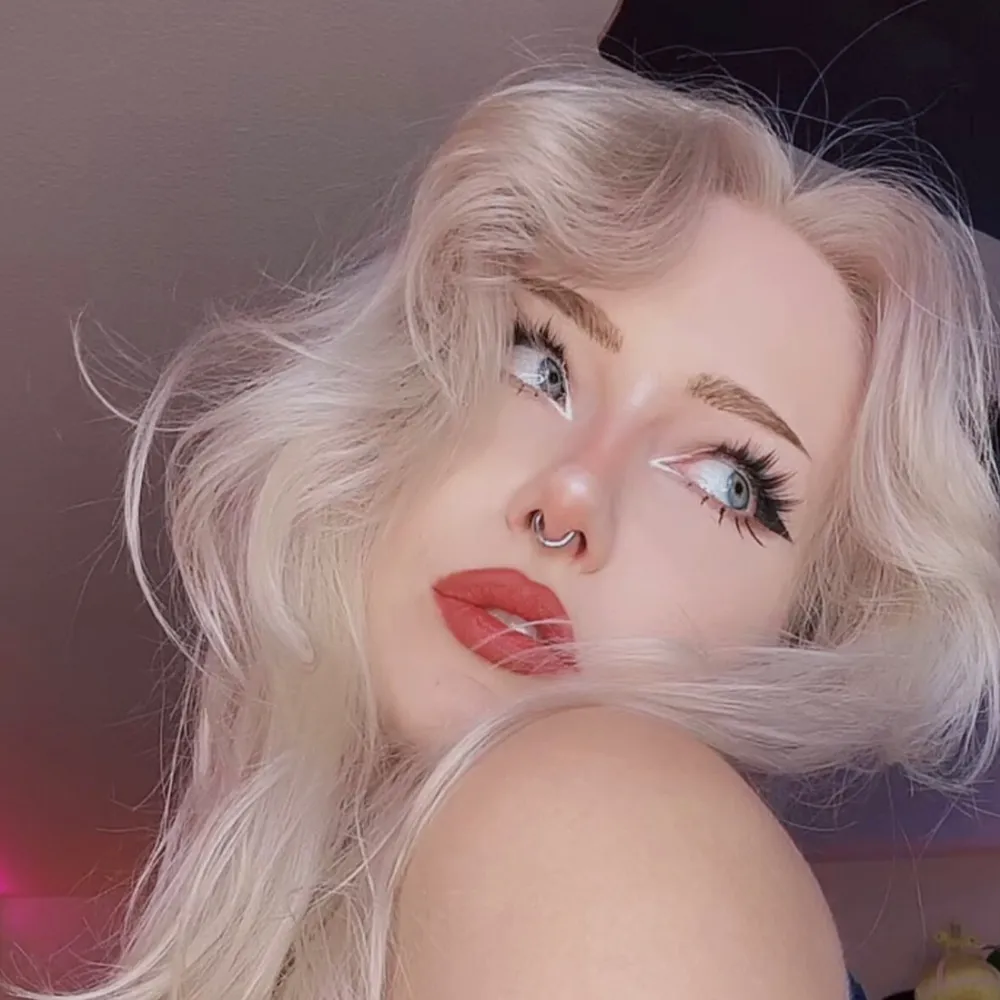revolvingrose's onlyfans public profile picture