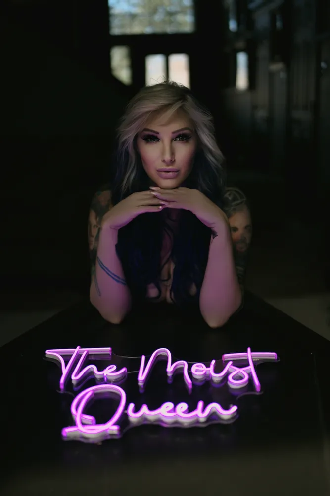 TheMoistQueen