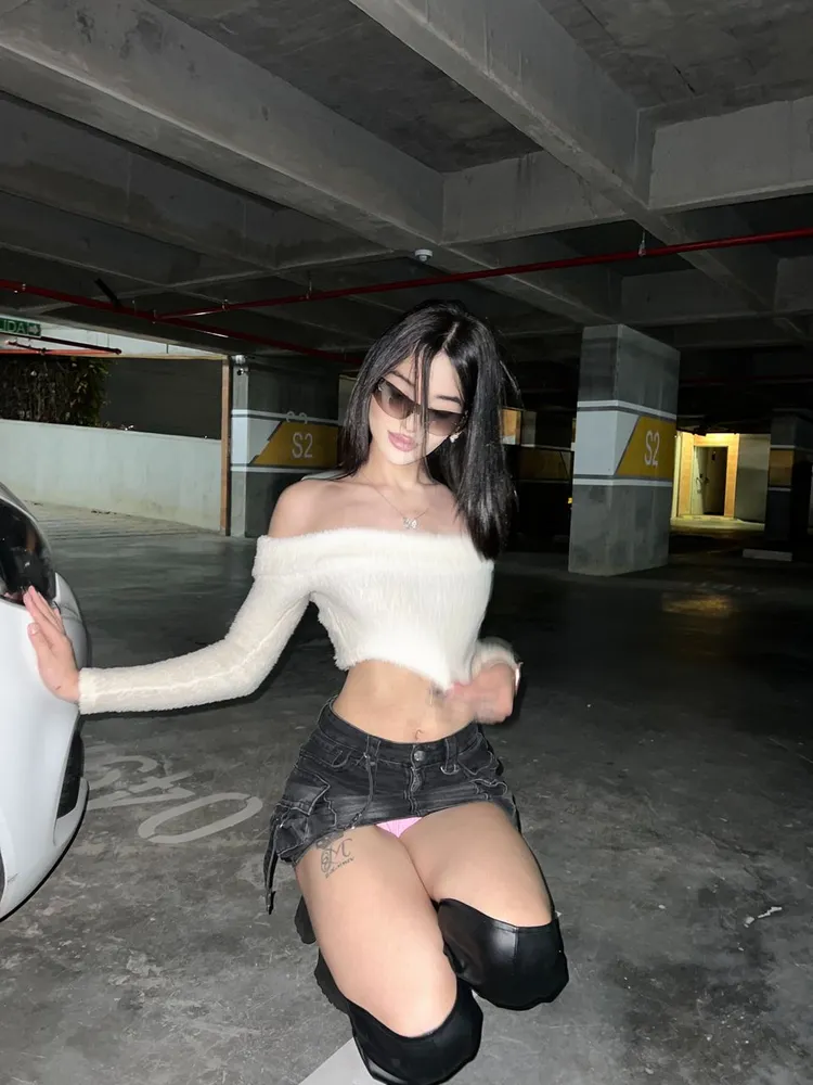 Mia 18yo ˚.༘⋆ content 2