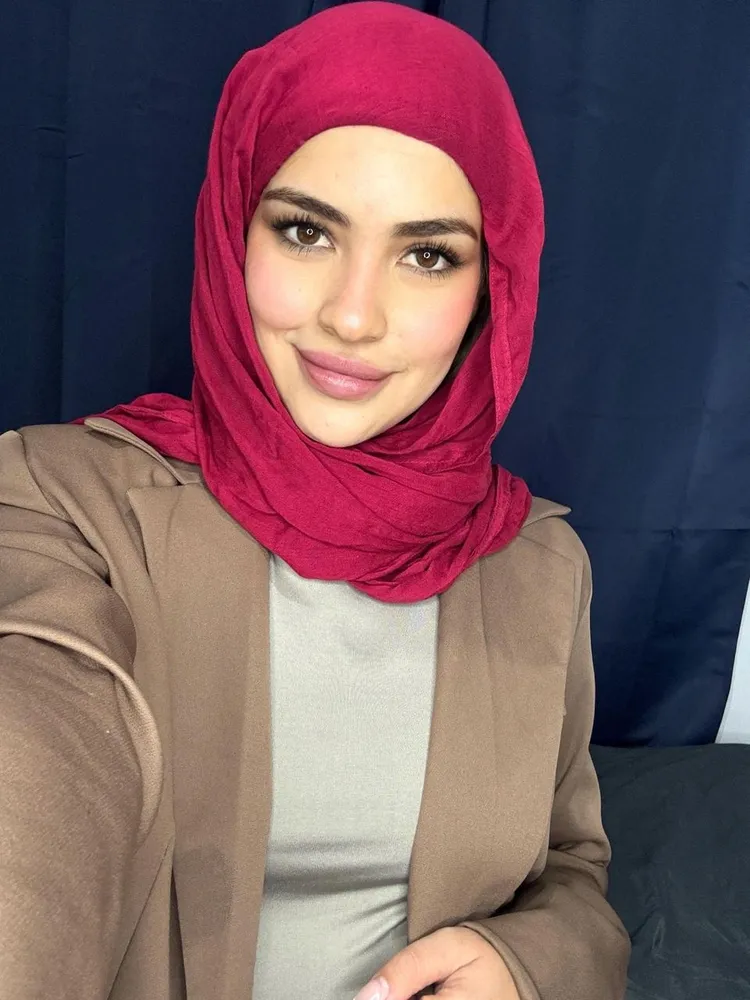 ︎ Hessa Khalifa ︎ content 1