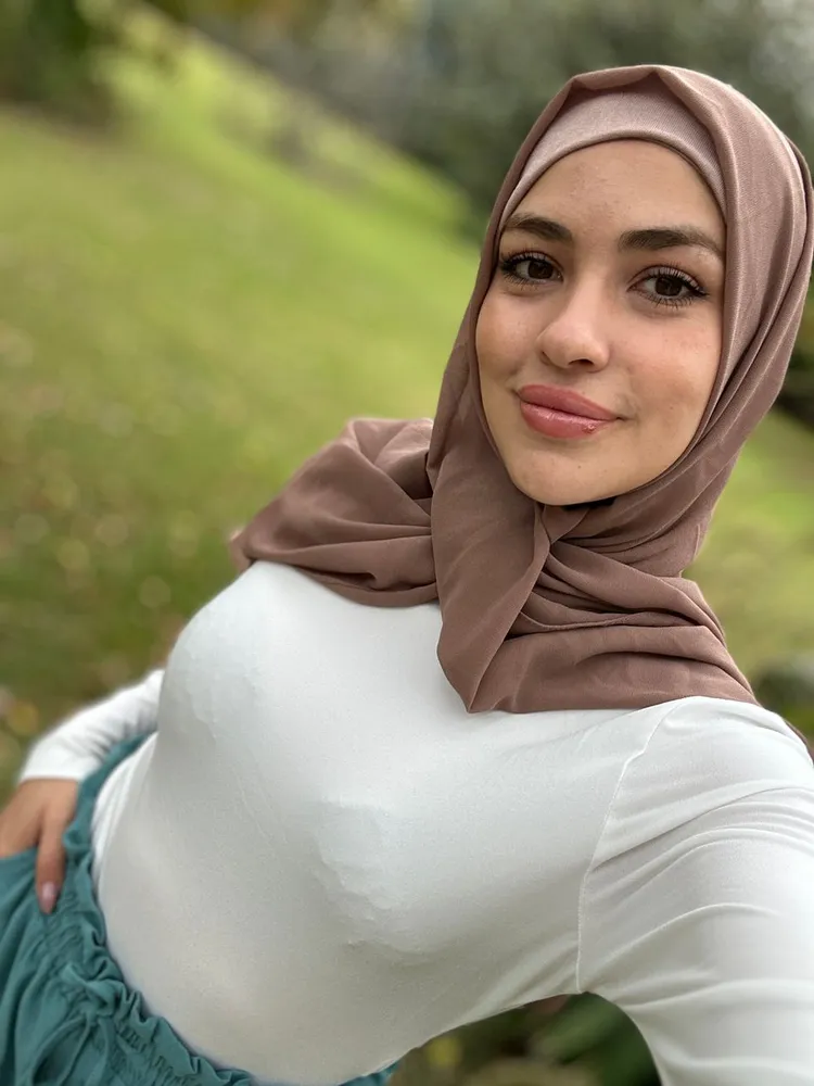 ︎ Hessa Khalifa ︎ content 3